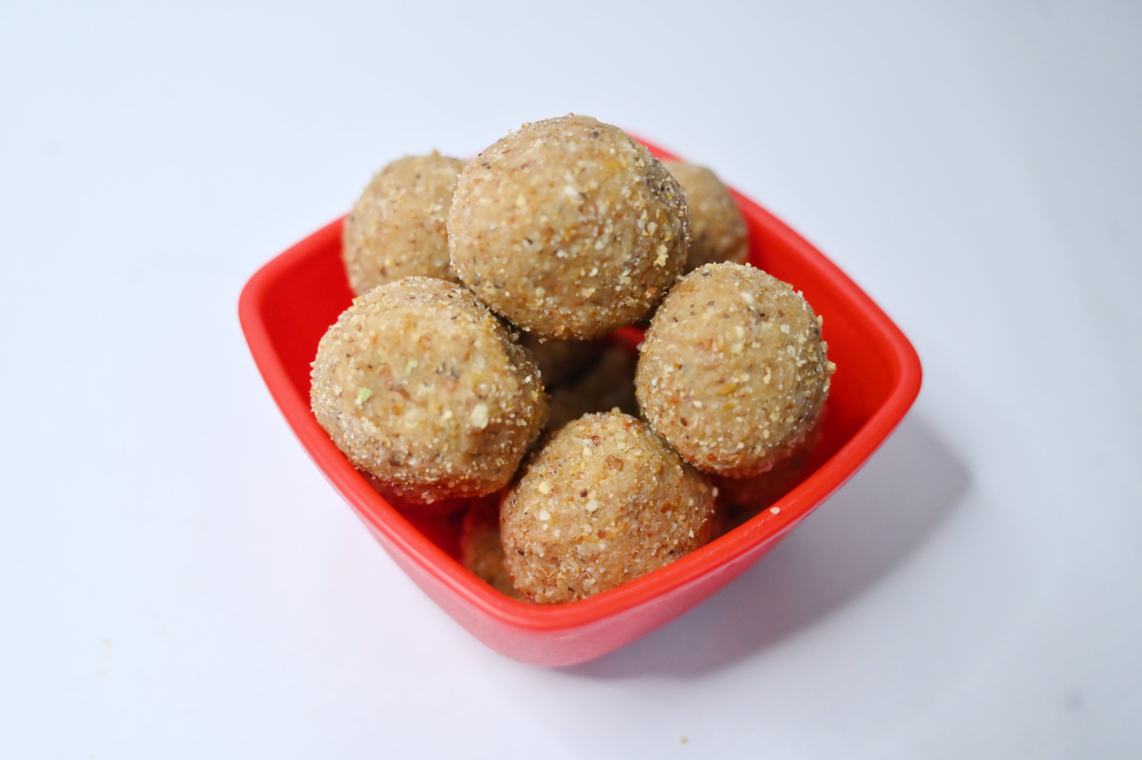 Anutilam Homemade Dink Ladoo – Winter Strength, Pure Desi Ingredients